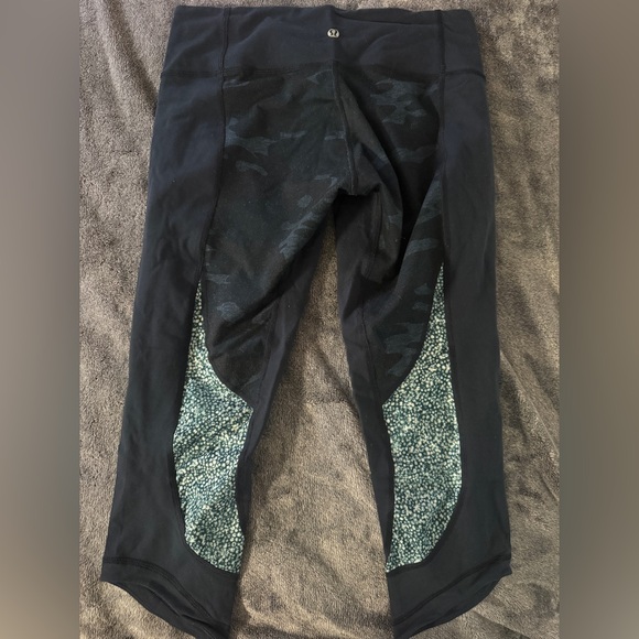 Lululemon Wunder Under Crop *Full-On Luon - Picture 4 of 4